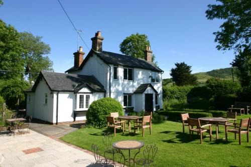 Wilmington House | Wishing Well Cottage