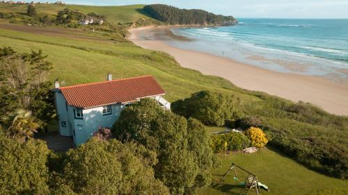 San Vicente de la Barquera House | Wishome - Casa de cuento en la playa de Oyambre, al lado de Comillas