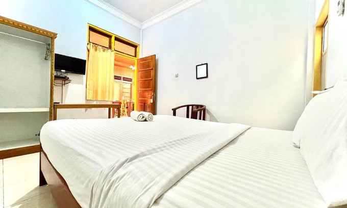 Padang Hotel | Wisma Mutiara