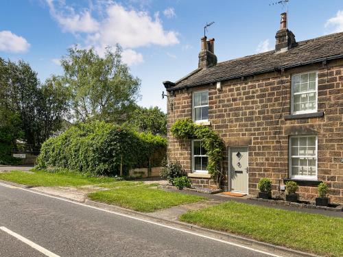 Harrogate House | Wisteria Cottage