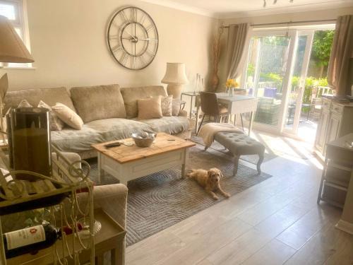 Henley-on-Thames Apartment | Wisteria Place