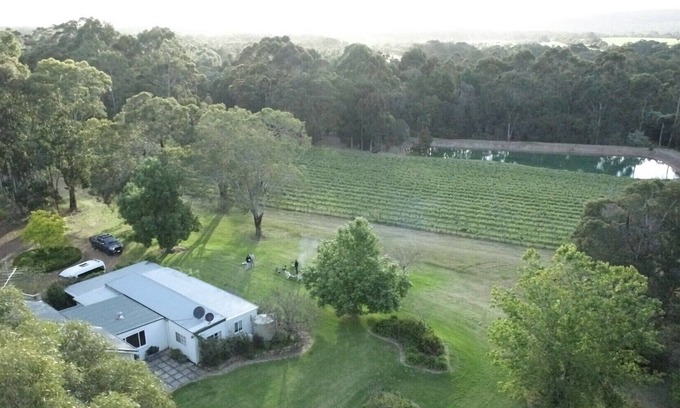 Wilyabrup House | Wisteria Vines Estate
