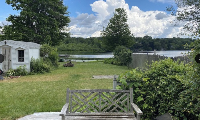 Guilford Cottage | WITH INN —Charming 2-bedroom cottage in Guilford with WiFi and AC