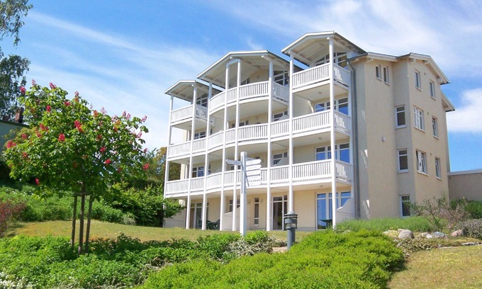 Gohren Apartment | With sea view and balcony, use of swimming pool and sauna - Sea view apartment 14