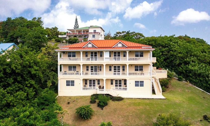 Calvigny Apartment | Woburn Villa Apartments