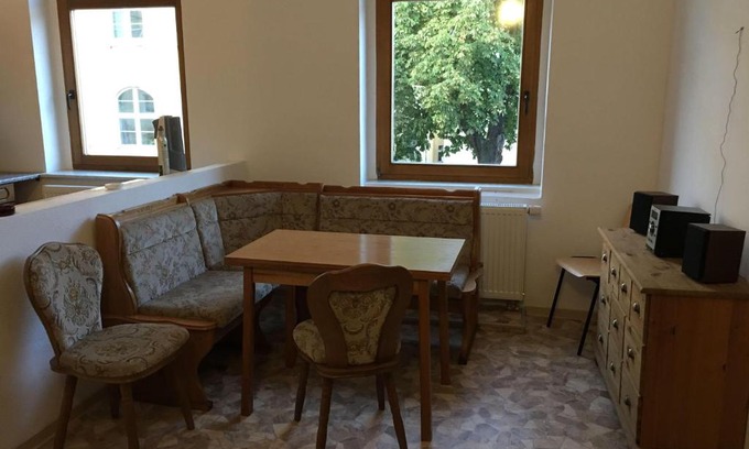Bahnhofsvorstadt Apartment | Wohnen-in-der-Uni-Silber-und-Welterbestadt-Freiberg-Whg-3