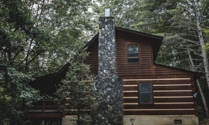 Purlear Cabin | Wolf Creek Cabin | Boone | Hot Tub