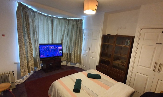 Wolverhampton House | Wolves Living