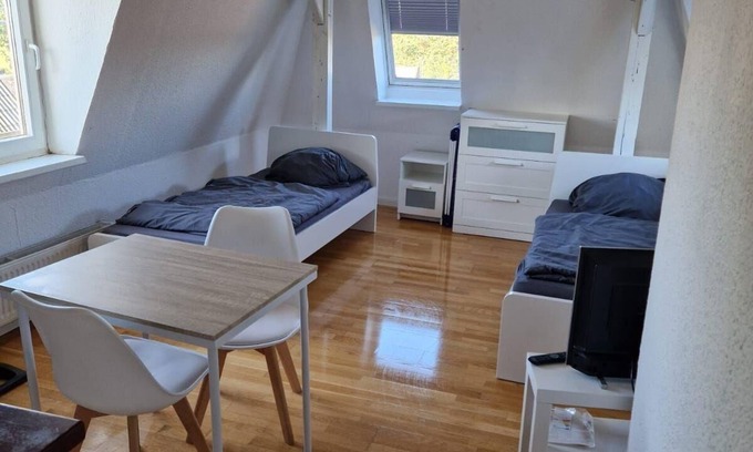 Brunsbuttel Apartment | Wombat (1-2 Personen)