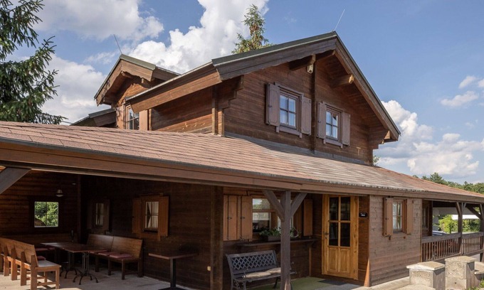 Dolni Branna House | Wonderful private villa for 8 guests with hot tub, WIFI, TV, terrace, pets allowed and parking