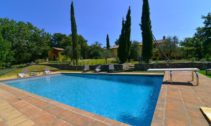 San Casciano dei Bagni Villa | Wonderful private villa for 10 people with private pool, WIFI, TV, patio, panoramic view and par.