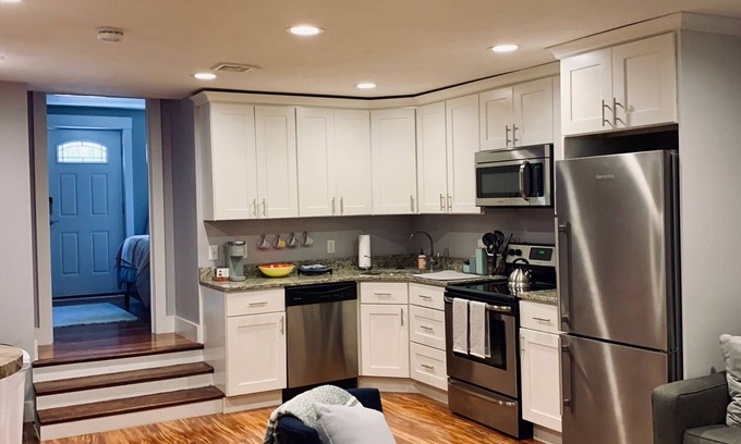 Columbus Park - Andrew Square Condo | Wonderful 1 Bedroom Garden Apartment in South Boston