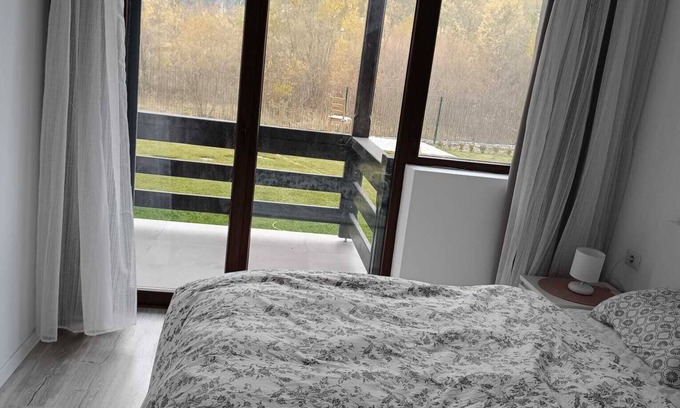 Busteni Apartment | Wonderful 2-bedroom apartment in Bușteni