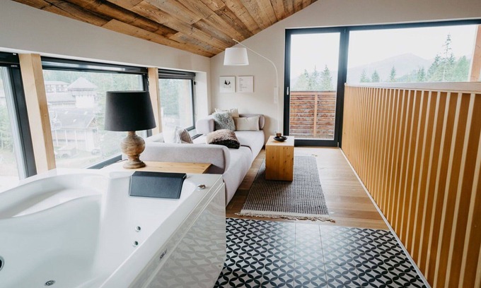 Katschberg House | Wonderful private villa for 4 people with WIFI, hot tub, TV, terrace and parking