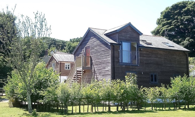 Saint Erth Praze Cottage | Wonderful child and baby friendly cottage. Near Porthleven, St Ives & Praa Sands