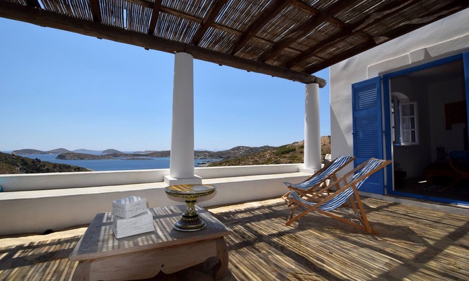 Lipsoi House | Wonderful Home 4 beautiful bedrooms enchanted sea view and direct access to bays