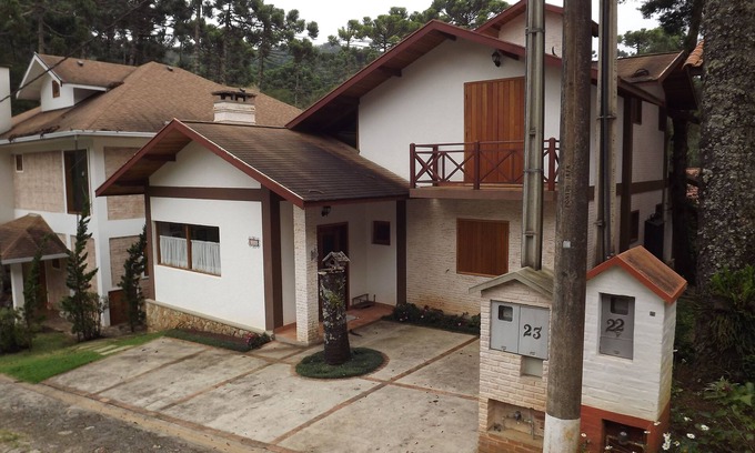 Monte Verde House | WONDERFUL house in gated community with 4 suites