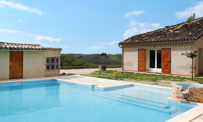 L'Honor-de-Cos Villa | Wonderful private villa with private pool, TV, terrace, pets allowed, panoramic view and parking