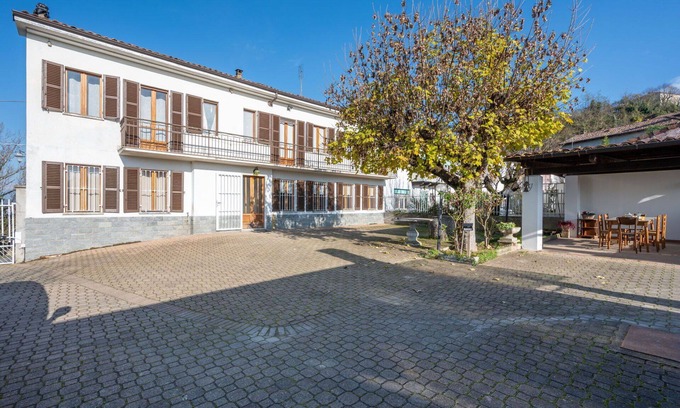 Rocca D'Arazzo House | Wonderful private villa for 6 people with WIFI, private pool, TV, patio, pets allowed and parking