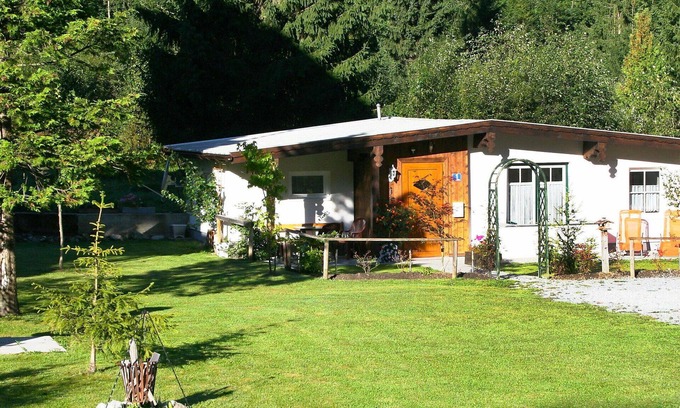 Bad Gastein House | Wonderful private villa for 4 guests with WIFI, TV, terrace and pets allowed