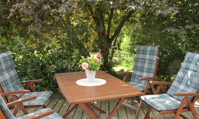 Wingst House | Wonderful private villa for 5 guests with WIFI, TV, terrace and parking