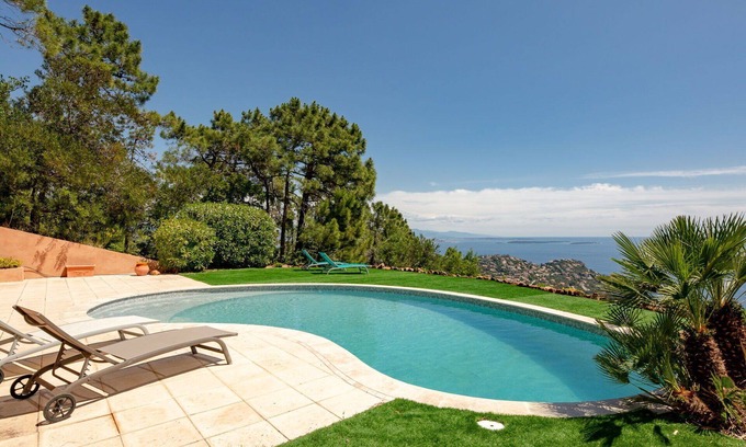Espero-Pax House | Wonderful private villa for 8 people with private pool, A/C, WIFI, TV, terrace and parking