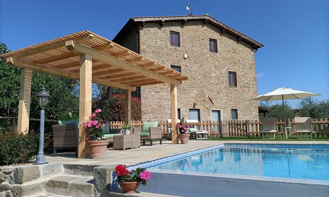 Montegonzi Villa | Wonderful private villa with private pool, WIFI, A/C, TV, veranda, panoramic view and parking