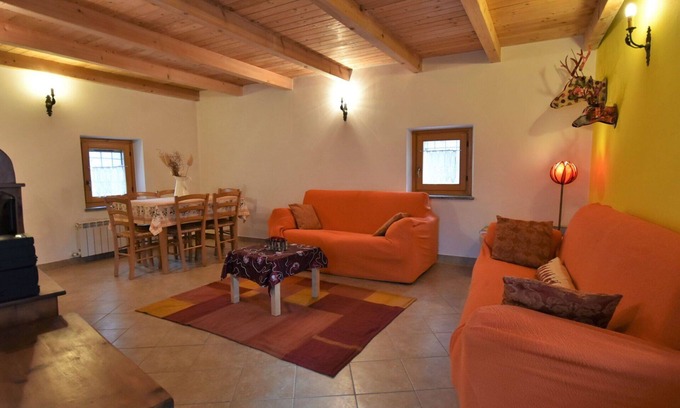 Dubino House | Wonderful private villa for 4 people with WIFI, TV and balcony