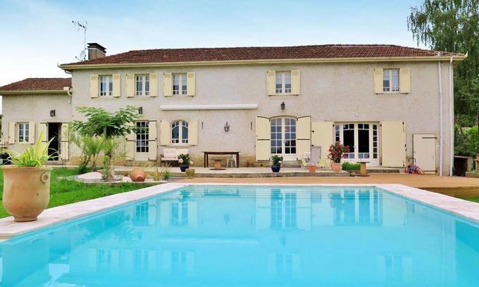 Nassiet Villa | Wonderful private villa for 9 guests with A/C, WIFI, private pool, TV and terrace