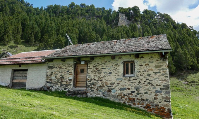 Blenio House | Wonderful private villa for 6 people with pets allowed, panoramic view and parking