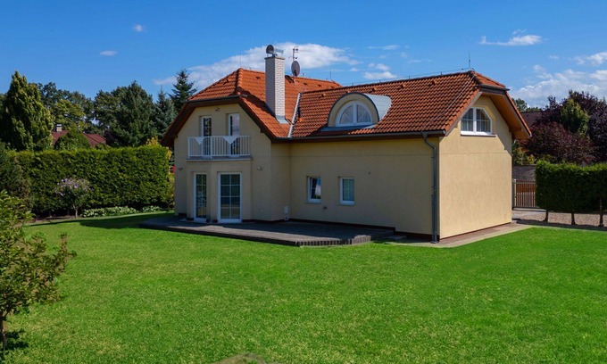 Dolni Chabry Villa | Wonderful private villa for 8 people with WIFI, TV, terrace and parking