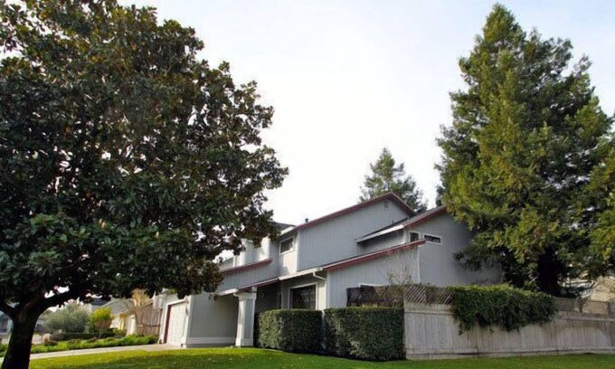 Petaluma House | Wonderful Property In The Wine Country ***ONLY $699*** Book BottleRock NOW***
