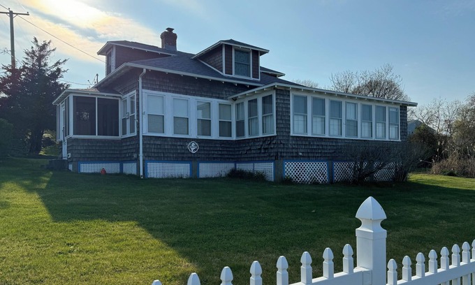 Portsmouth Cottage | Wonderful Prudence Island Cottage with 180 Degree View of Narragansett Bay