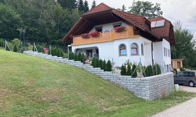 Berg bei Rohrbach Condo | Wonderful vacation apartment in the Bohemian Forest/garden/barbecue hut for 6 to 10 pers