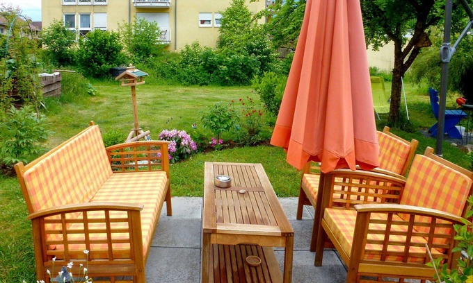 Huefingen House | Wonderful villa for 6 people with WIFI, TV, patio, pets allowed and parking