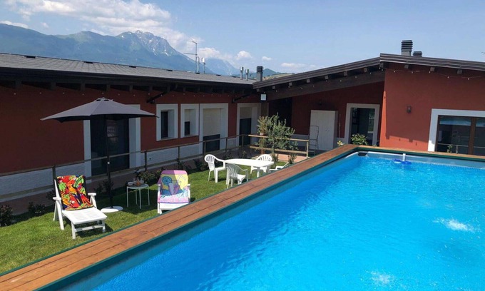 Penne House | Wonderful villa for 8 guests with pool, A/C, WIFI, TV, patio, pets allowed and parking