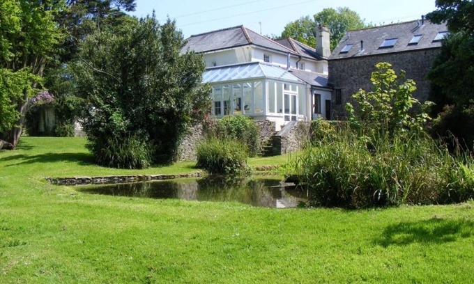Chillington House | Wonderful villa for 14 people with WIFI and pets allowed