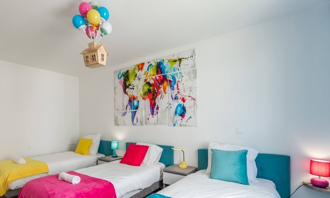 Chessy Apartment | Wonderland by Plaza proche Disneyland