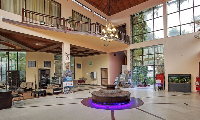 Garjia Hotel | Wood castle Spa & Resort
