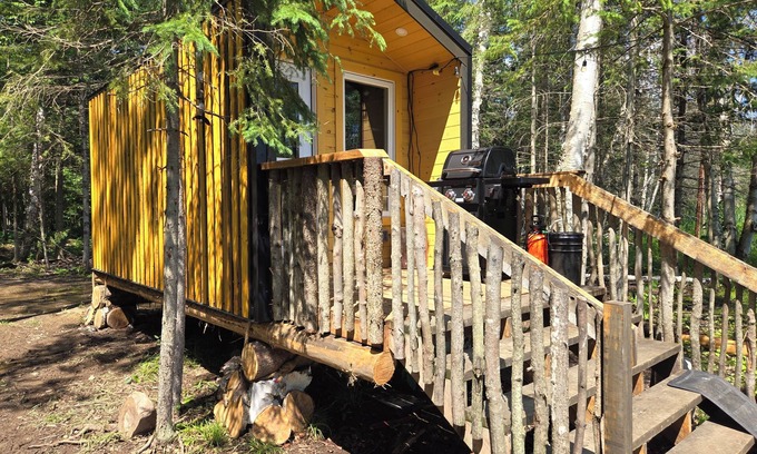 Golden Lake Cabin | Wood Duck Cabin, Hike in or 4x4 vehicle, 120 m