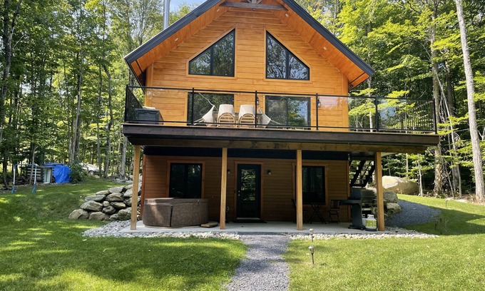 Potton Ski Chalet | Wood is Great - Owl's Head Chalet and Spa