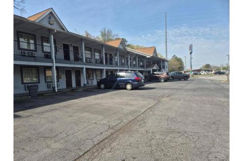 Rome Hotel | Woodberry Inn & Suites By OYO Rome