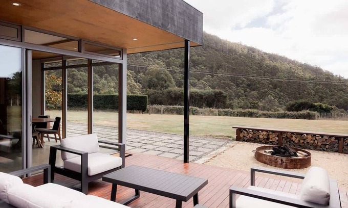 Woodbridge House | Woodbridge Hill Country Escape