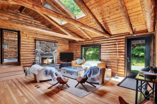 Denver Ski Chalet | Woodchuck Sanctuary