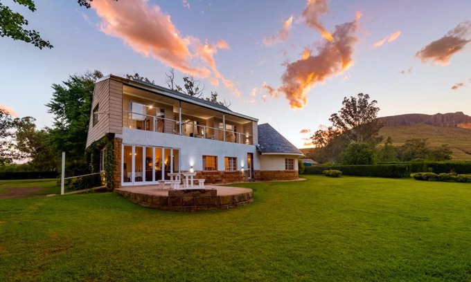 Elundini House | Woodcliffe Country House