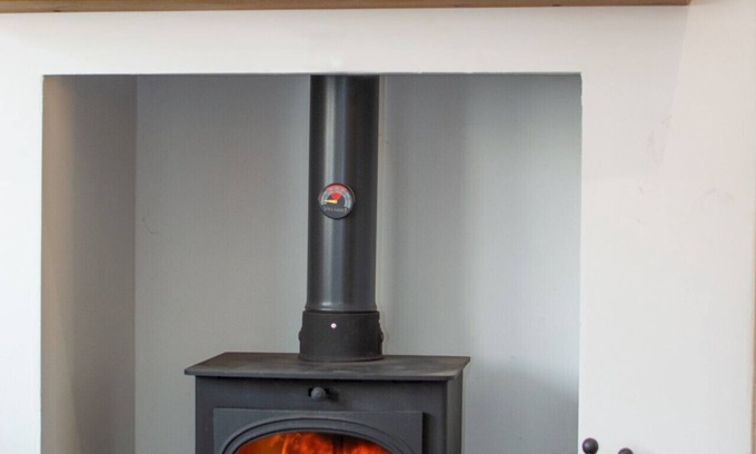 Docking House | Woodcocks - Three Bedroom House, Sleeps 5