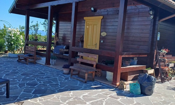 Fossalto Ski Chalet | Wooden chalet surrounded by nature for those who love peace and quiet.