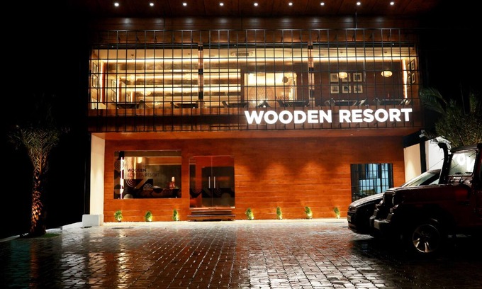 Tindivanam Hotel | Wooden ECR Sea Resort