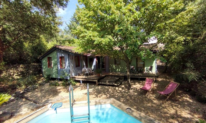 Aubais House | Wooden house and pool. Unoverlooked garden, quiet and shady