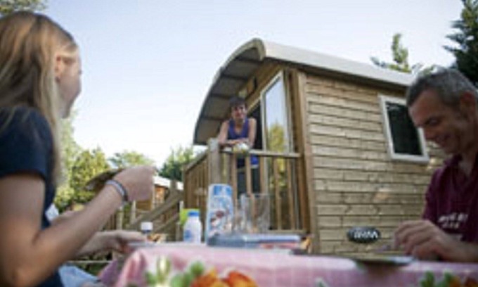 Dardilly RV Rental | Wooden trailers, Number 5